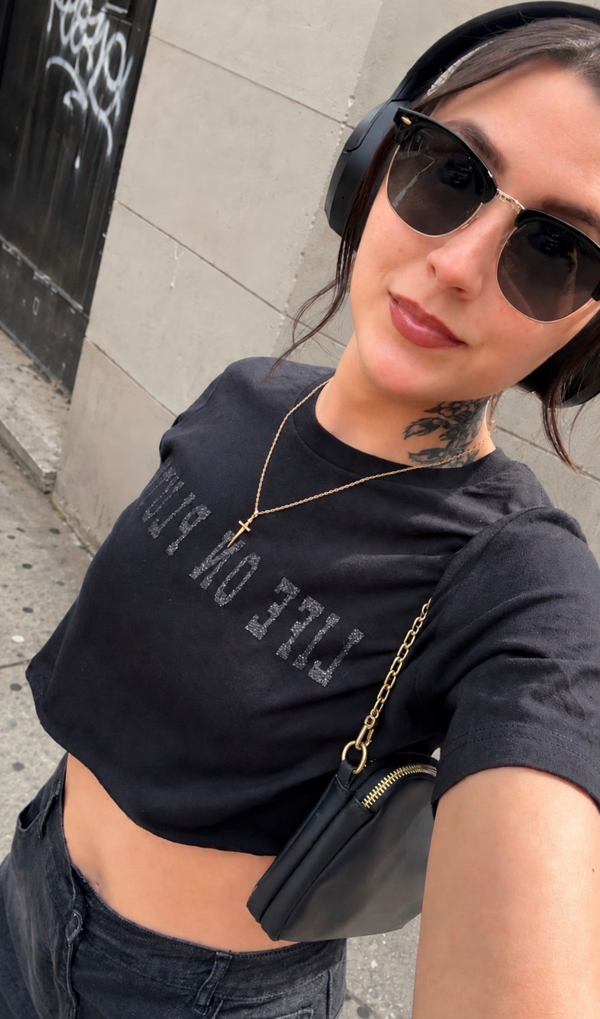 'Out Of Reach' Tonal Crop Tee